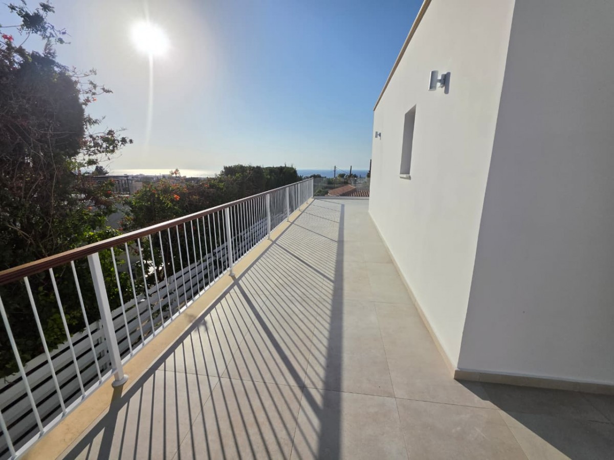 Detached Villa For Sale  in  Peyia - Sea Caves