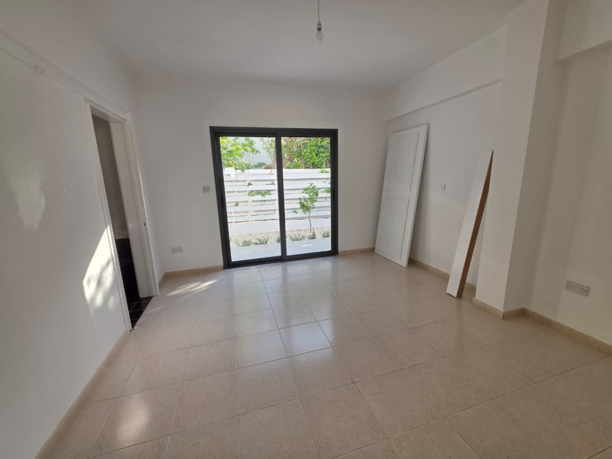 Detached Villa For Sale  in  Peyia - Sea Caves