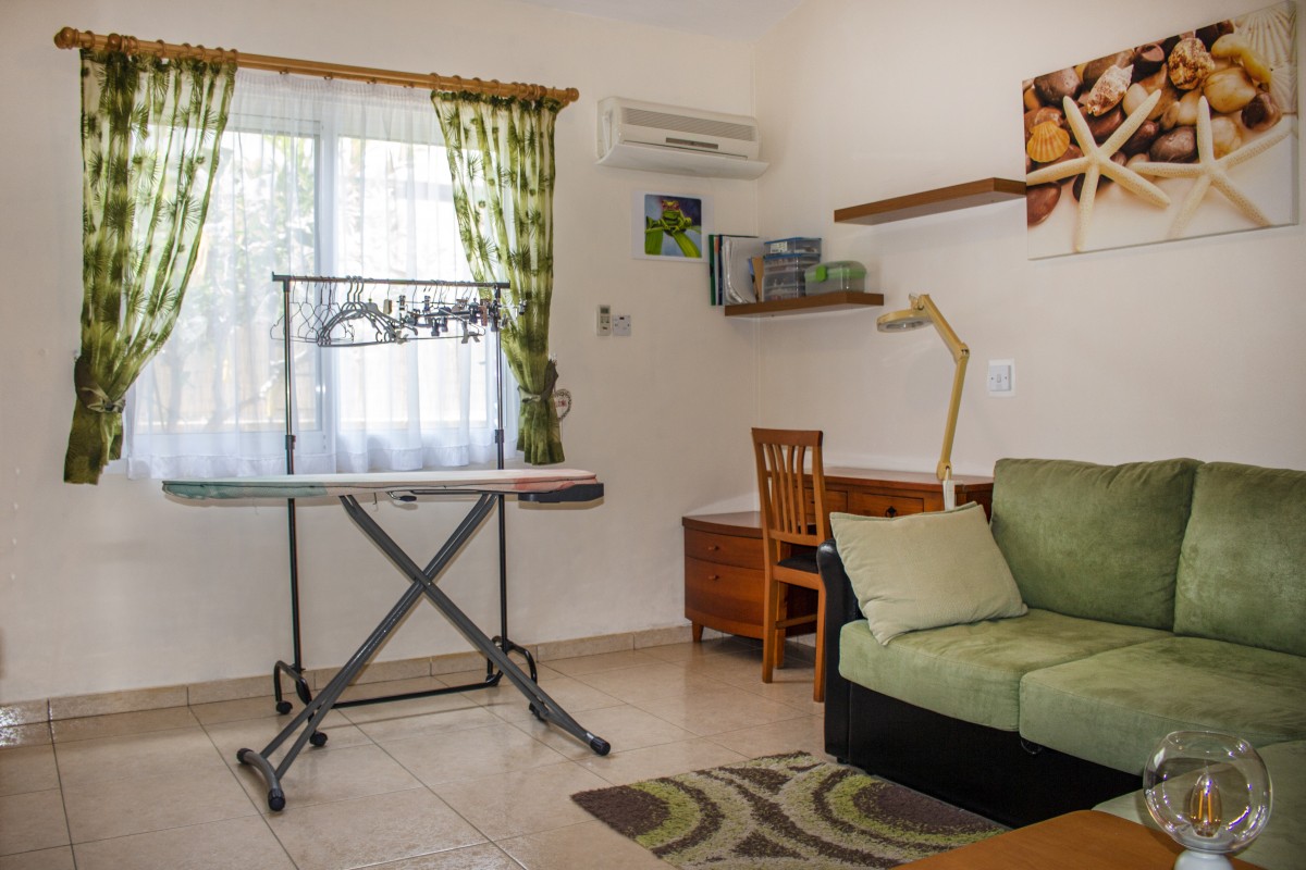 Bungalow For Sale  in  Kissonerga