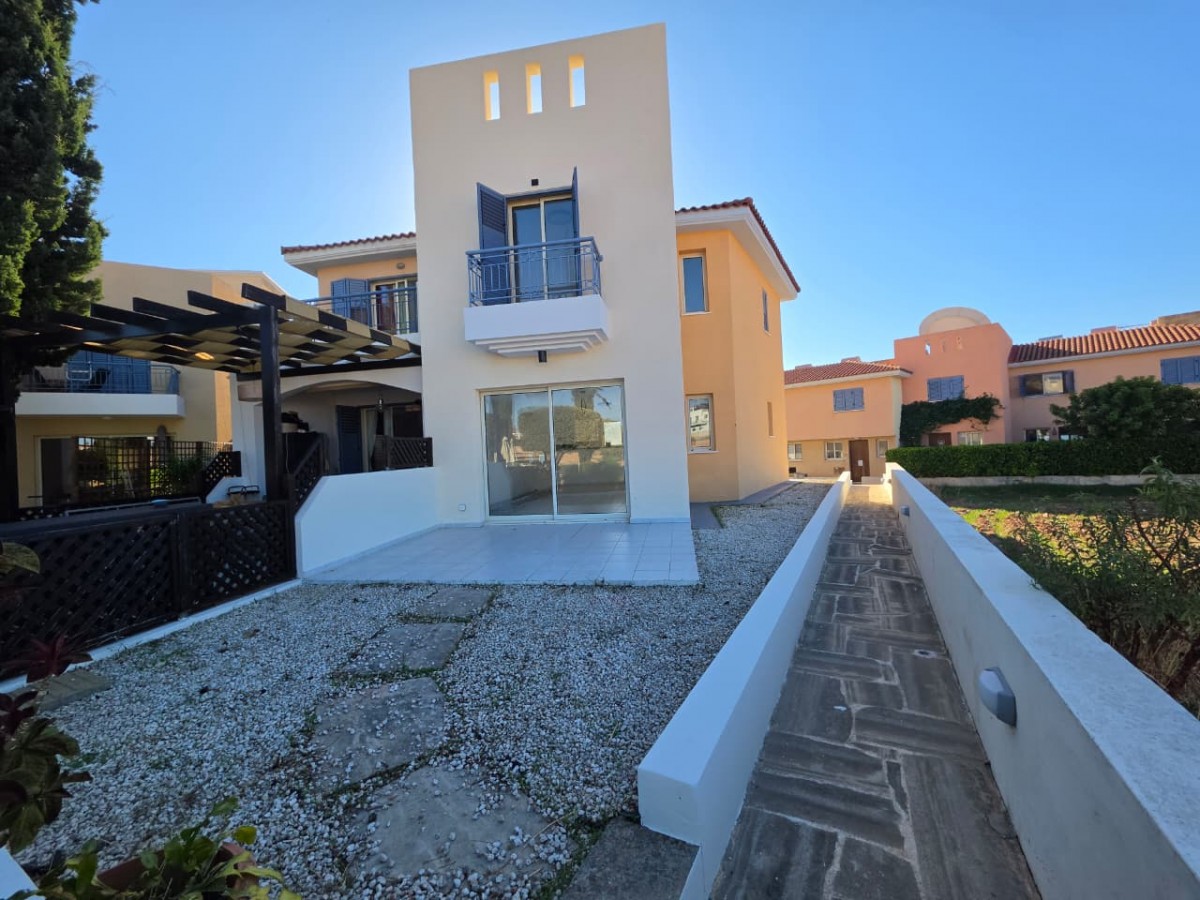Anarita, Paphos Semi Detached Villa For Sale | DT5400
