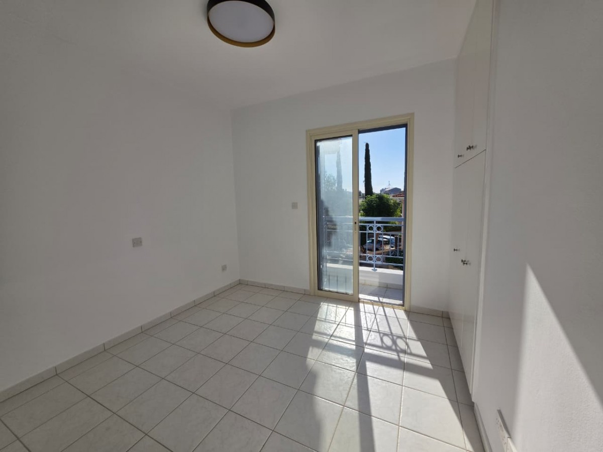 Semi Detached Villa For Sale  in  Anarita