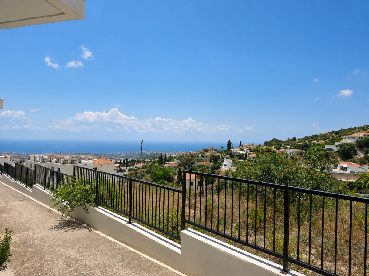 Studio For Sale  in  Peyia