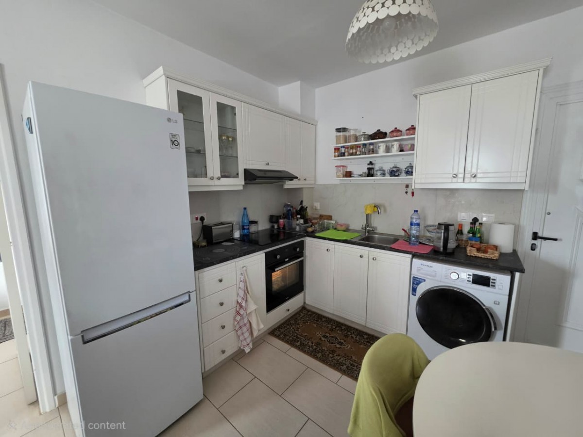 Apartment For Sale  in  Moutallos