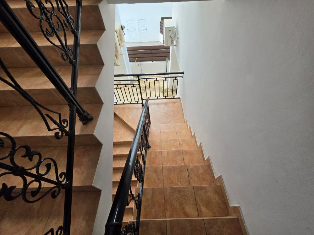 Apartment For Sale  in  Moutallos